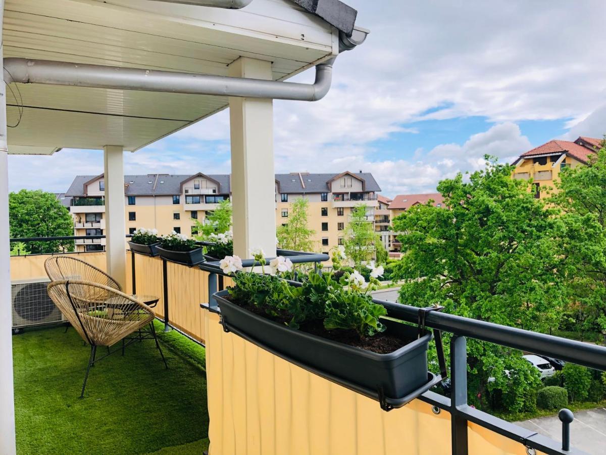 Apartamento Cosy Near Geneva Saint-Julien-en-Genevois
